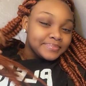 Meet your Posher, Jada